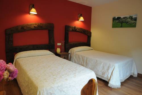 Imagen de la habitación del Hotel Rural El Quesar de Gamoneo. Foto 7