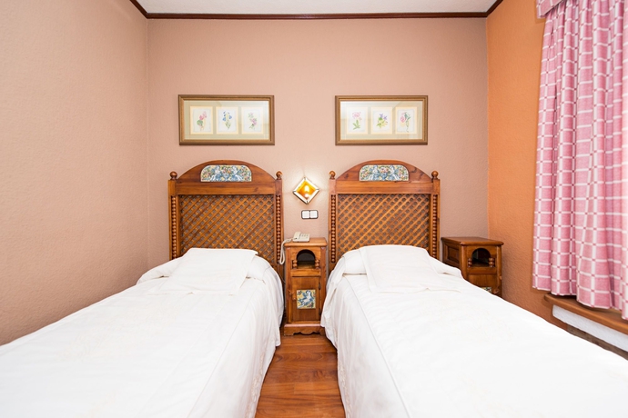 Imagen de la habitación del Hotel Rural El Refugio, Cruz de Tejeda. Foto 7