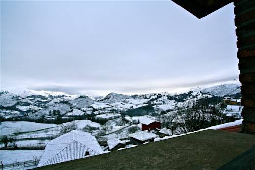 Imagen de la habitación del Hotel Rural El Rexacu. Foto 2
