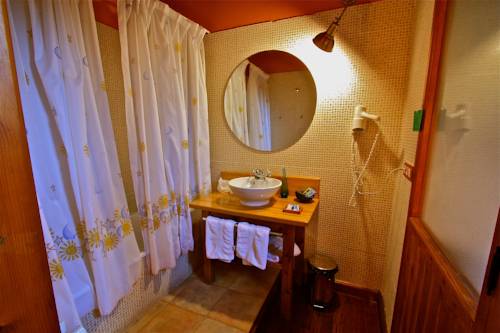 Imagen de la habitación del Hotel Rural El Rexacu. Foto 16