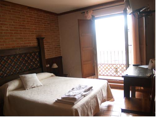 Imagen de la habitación del Hotel Rural El Rocal. Foto 8