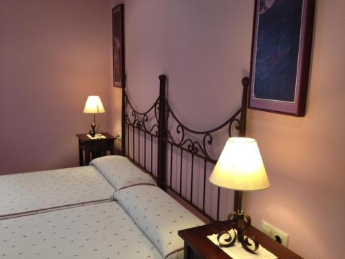 Imagen de la habitación del Hotel Rural El Texeu. Foto 4