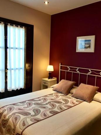 Imagen de la habitación del Hotel Rural El Texeu. Foto 6