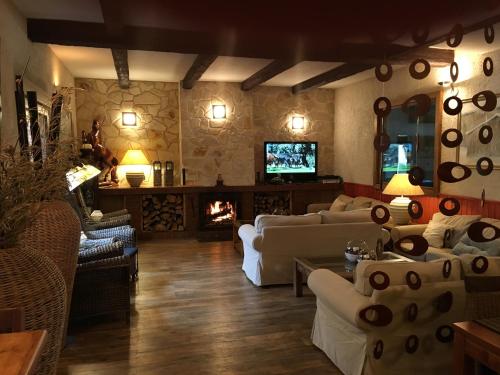 Imagen de los interiores del Hotel Rural El Valle, Rascafr&iacute;a. Foto 12