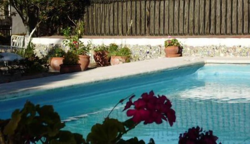 Imagen de la piscina del Hotel Rural El Vaqueril. Foto 7