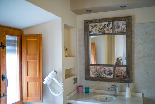 Imagen de la habitación del Hotel Rural Emina. Foto 4