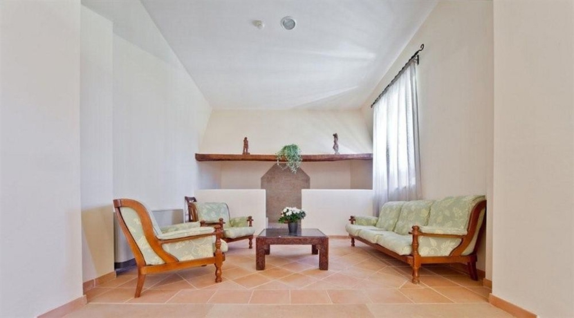 Imagen de los interiores del Hotel Rural Es Riquers. Foto 6