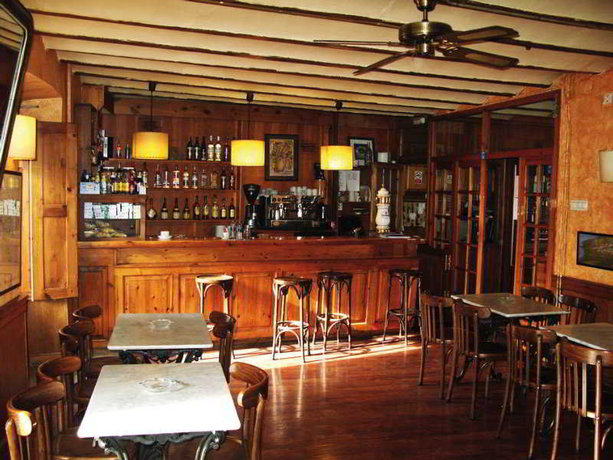 Imagen del bar/restaurante del Hotel Rural Fonda Biayna. Foto 2