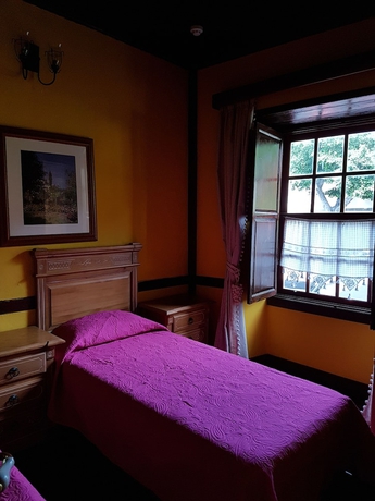 Imagen de la habitación del Hotel Rural Fonda Central. Foto 6