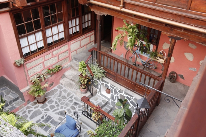 Imagen de los interiores del Hotel Rural Fonda Central. Foto 19