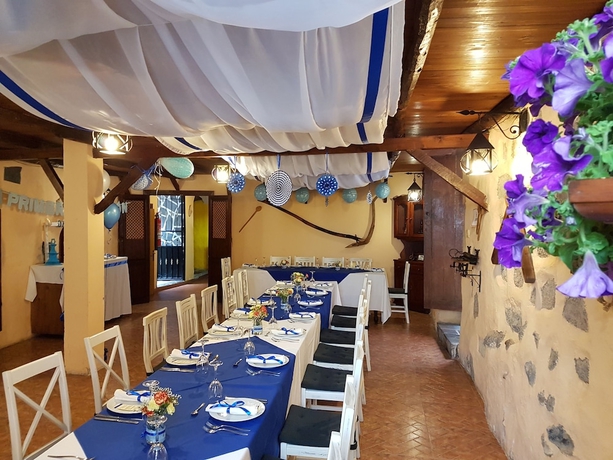 Imagen del bar/restaurante del Hotel Rural Fonda Central. Foto 4