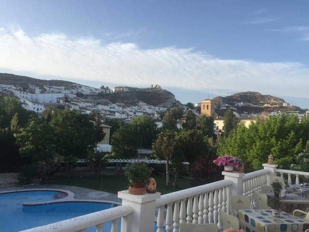 Imagen de la piscina del Hotel Rural Galera, Galera. Foto 16