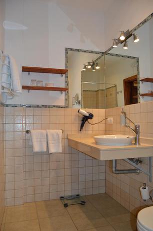 Imagen de la habitación del Hotel Rural Garahotel. Foto 12