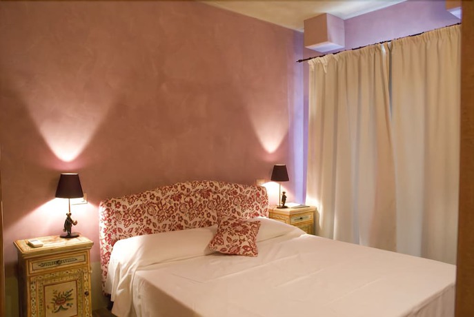 Imagen de la habitación del Hotel Rural Guadalupe Tuscany Resort. Foto 5