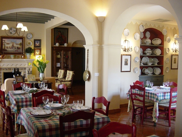 Imagen del bar/restaurante del Hotel Rural HACIENDA DE ORAN. Foto 6