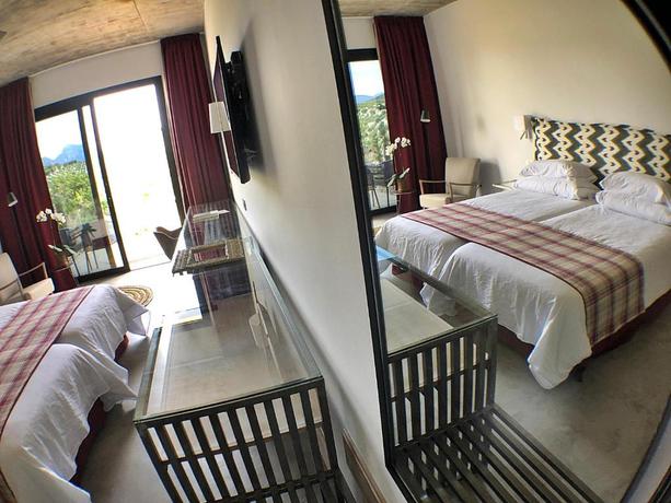 Imagen de la habitación del Hotel Rural Hacienda El Rosalejo. Foto 3