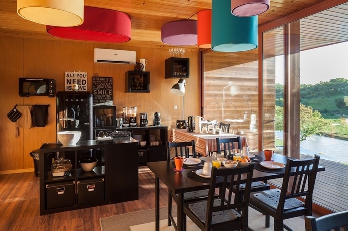 Imagen del bar/restaurante del Hotel Rural Herdade Do Moinho Novo. Foto 3