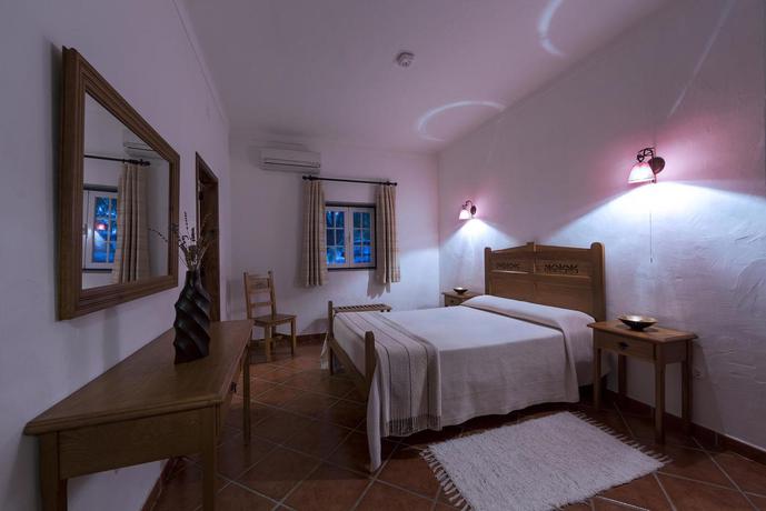 Imagen general del Hotel Rural Herdade Naveterra Lodge and Spa. Foto 7