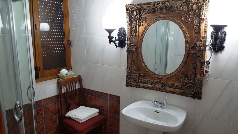 Imagen de la habitación del Hotel Rural Hospeder&iacute;a de los Calatravos. Foto 12