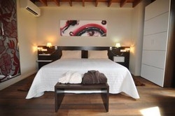 Imagen general del Hotel Rural Hostal De Cabrit (casa Rural Sant Mateu). Foto 1