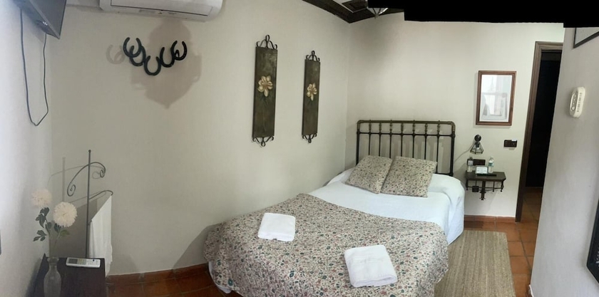 Imagen de la habitación del Hotel Rural Hotel La Mirada de Ronda. Foto 10