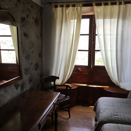 Imagen de la habitación del Hotel Rural Ibo Alfaro. Foto 9