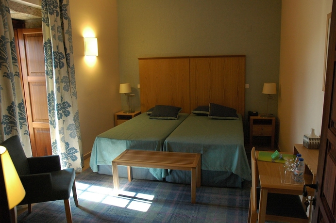 Imagen de la habitación del Hotel Rural Inatel Linhares Da Beira. Foto 7
