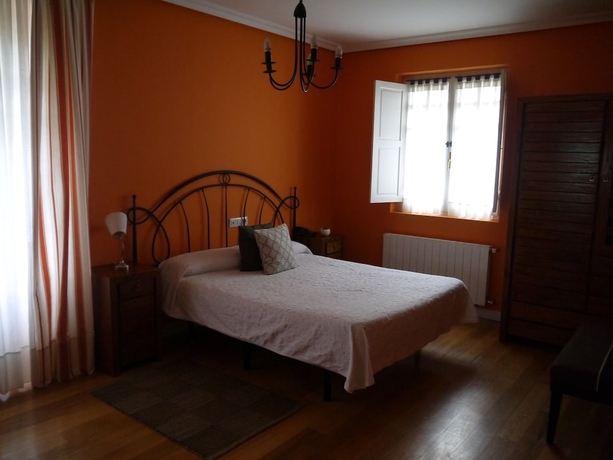 Imagen de la habitación del Hotel Rural Isasi. Foto 4