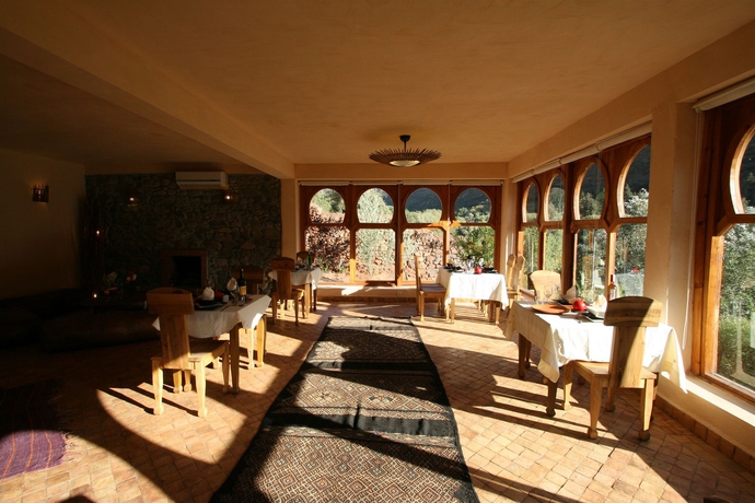 Imagen del bar/restaurante del Hotel Rural Kasbah Africa. Foto 4