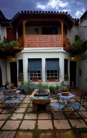 Imagen de los exteriores del Hotel Rural La Asomada del Gato. Foto 10