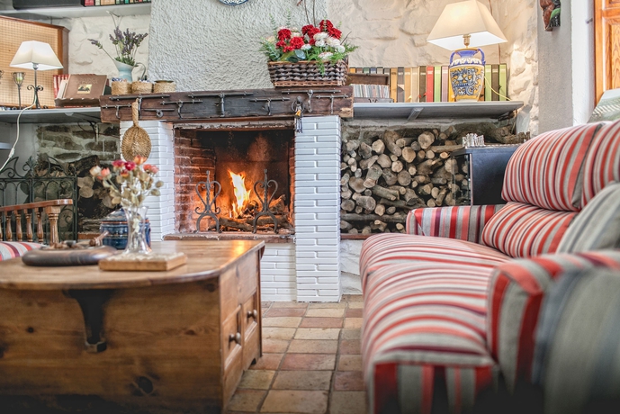 Imagen de los interiores del Hotel Rural La Casería De Tito. Foto 11