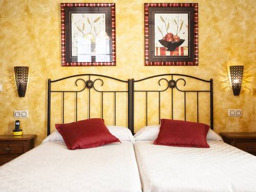 Imagen de la habitación del Hotel Rural La Casona De Sobrepiedra. Foto 10
