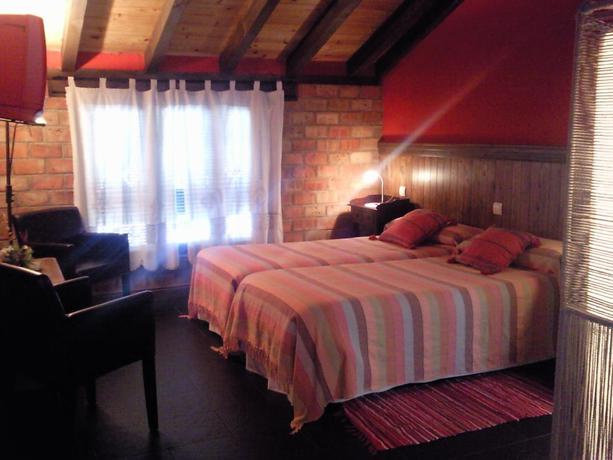 Imagen de la habitación del Hotel Rural La Casona Del Abuelo Parra. Foto 7
