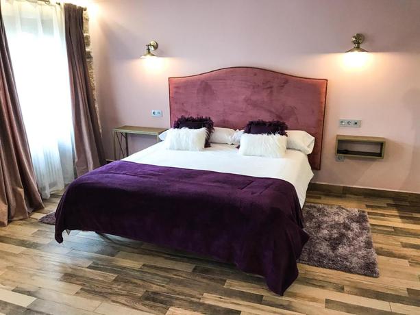 Imagen de la habitación del Hotel Rural La Casona de Al&uacute;tiz and Bodega. Foto 7