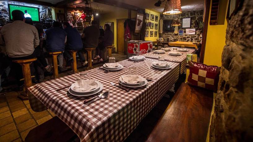 Imagen del bar/restaurante del Hotel Rural La Corte de Somiedo. Foto 3