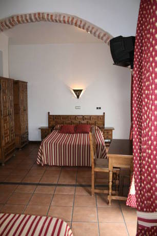 Imagen de la habitación del Hotel Rural La Enoteca Del Marqu&eacute;s. Foto 10