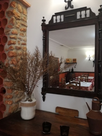 Imagen del bar/restaurante del Hotel Rural La Gavilla. Foto 2