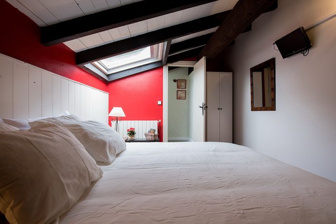 Imagen de la habitación del Hotel Rural La Joyuca del Pas. Foto 7