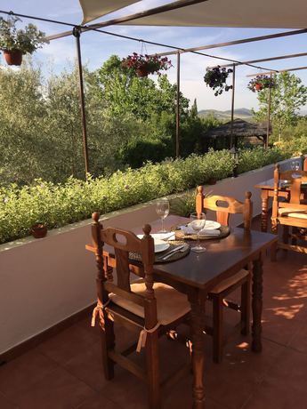 Imagen del bar/restaurante del Hotel Rural La Paloma, Villanueva de Tapia. Foto 7