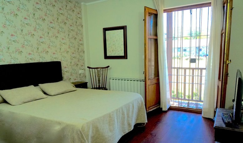 Imagen de la habitación del Hotel Rural La Peregrina. Foto 6