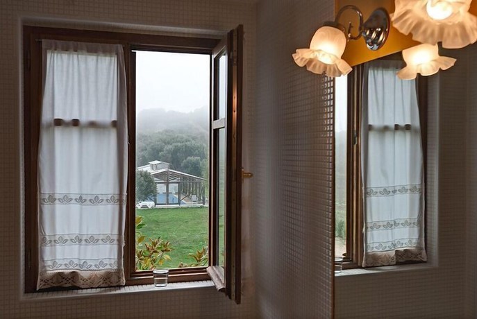 Imagen de la habitación del Hotel Rural La Peregrina. Foto 10