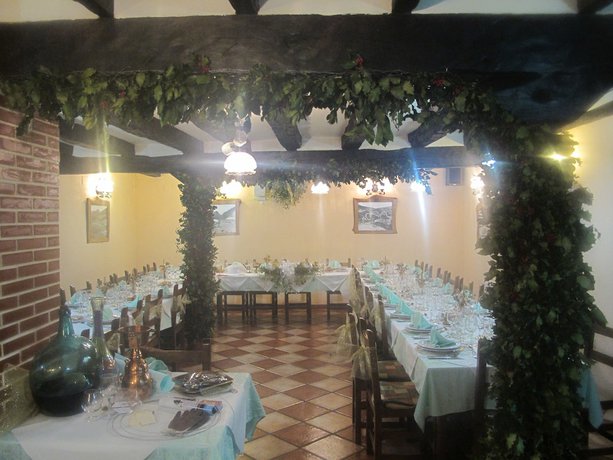 Imagen del bar/restaurante del Hotel Rural La Posada El Sestil. Foto 8