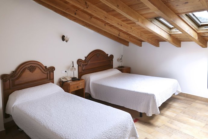 Imagen de la habitación del Hotel Rural La Puebla. Foto 11