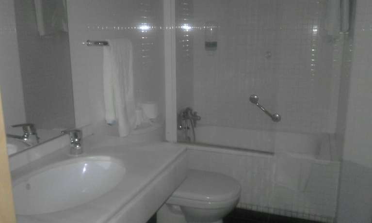 Imagen de la habitación del Hotel Rural La Puerta de la Ribera. Foto 13