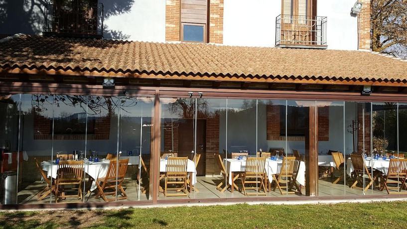 Imagen del bar/restaurante del Hotel Rural La Puerta de la Ribera. Foto 11
