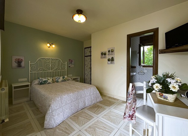 Imagen de la habitación del Hotel Rural La Ruta de Cabrales. Foto 3