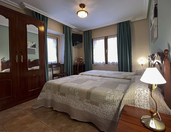 Imagen de la habitación del Hotel Rural La Ruta de Cabrales. Foto 8