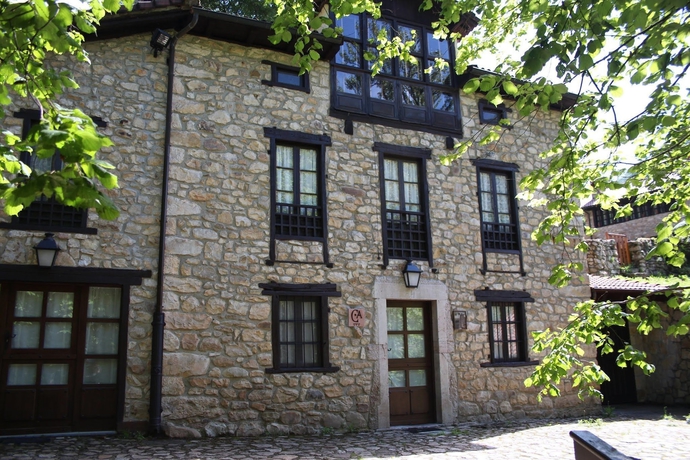 Imagen de la habitación del Hotel Rural La Tahona De Besnes. Foto 4