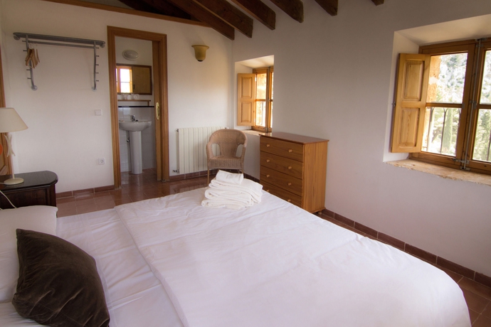 Imagen de la habitación del Hotel Rural La Victoria Hostatgeria. Foto 3