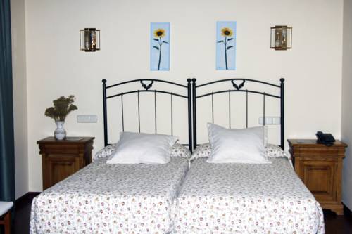 Imagen de la habitación del Hotel Rural Las Farolas, Los &Aacute;ngeles de San Rafael. Foto 3